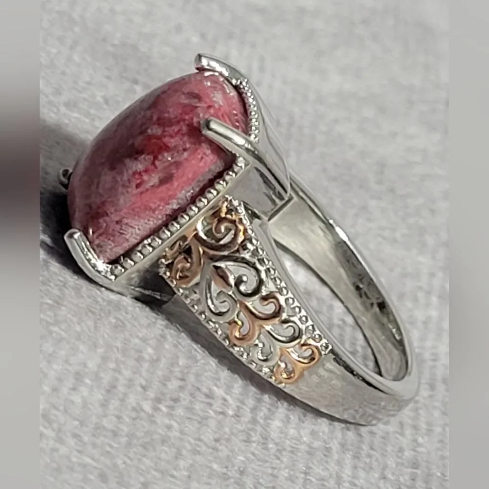 Norwegian Thulite Solitare Ring‎